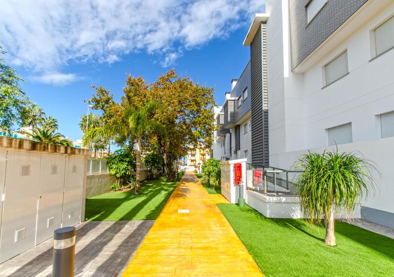 Apartamento Victoria Playa III Con Una Gran Terraza Dénia Esterno foto